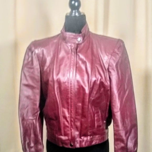 Maroon vintage leather jacket! - Picture 2 of 7